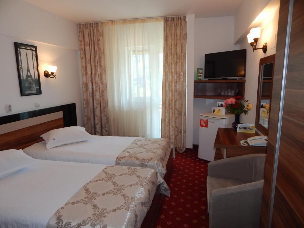 Hotel Traian Caciulata Călimăneşti Exteriör bild