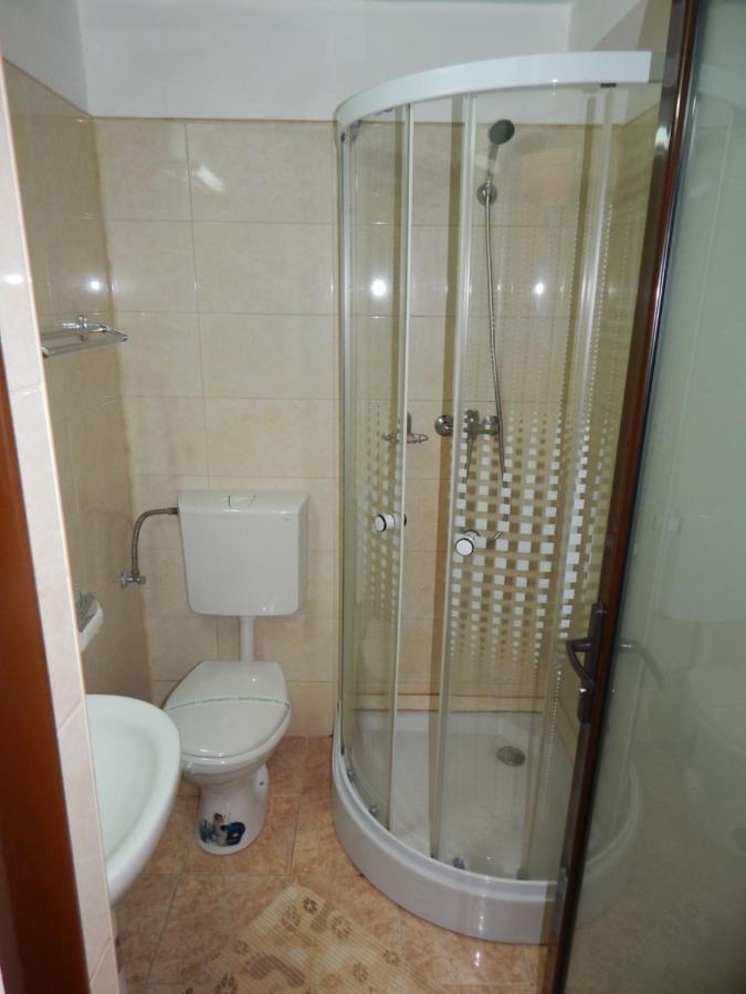 Hotel Traian Caciulata Călimăneşti Exteriör bild